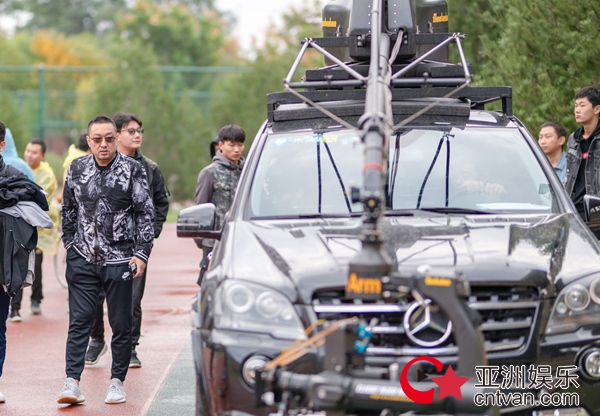 电影《超越》全国热映 制片人王翎霁分享超越背后的故事